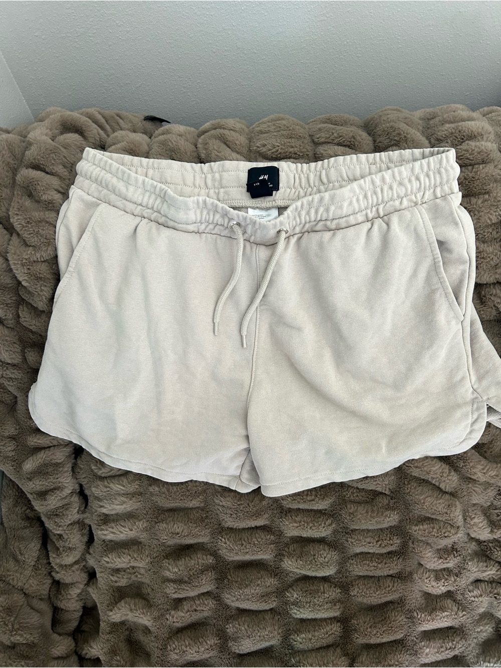 H&M Light Cream Elastic Waist Lounge Shorts